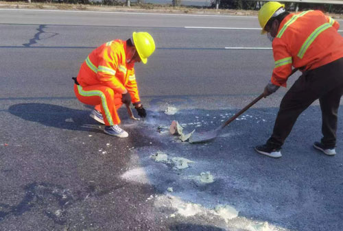 和林格尔公路下沉注浆加固电话